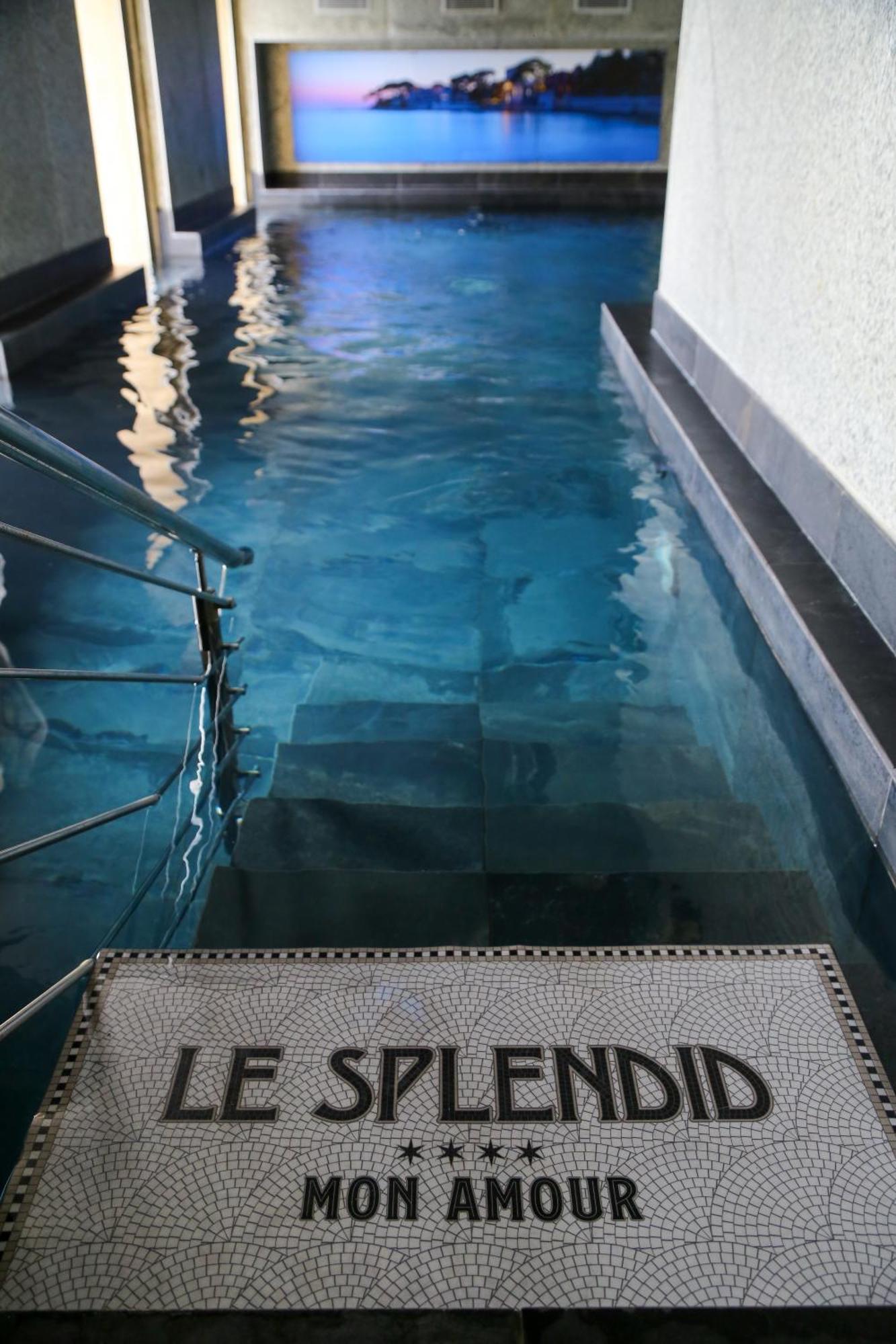 Splendid Hotel & Spa บ็องโดล ภายนอก รูปภาพ
